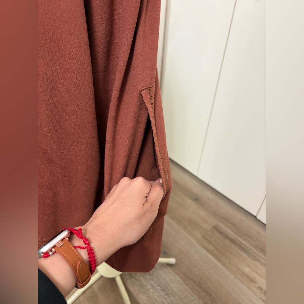 Universal Thread Woman’s Brown Full-Zip Lightweig… - image 4